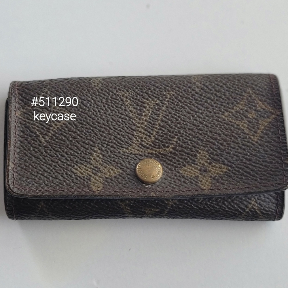 Louis Vuitton Monogram Key Case 4 Rings